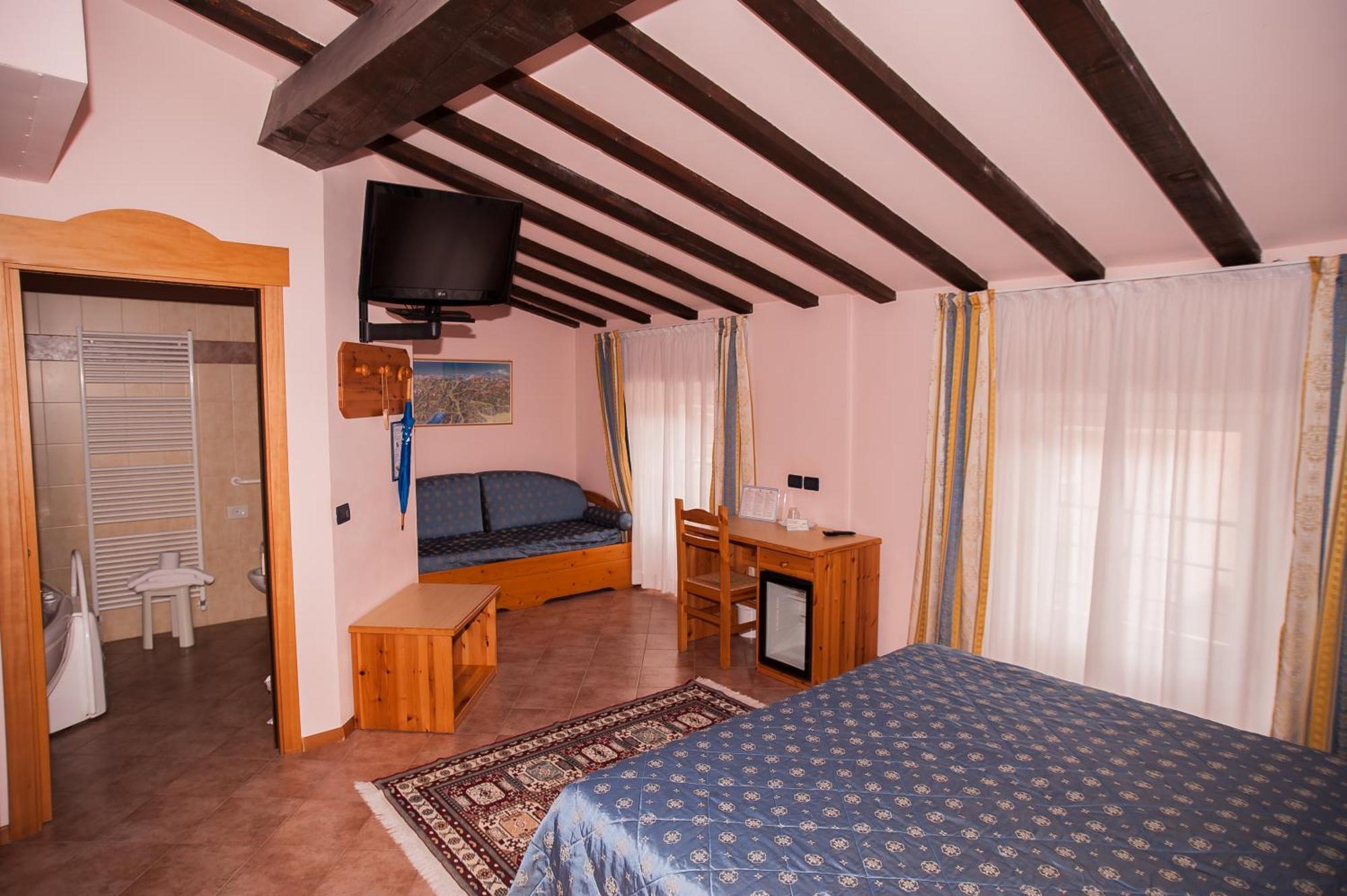Hotel Vittoria Riva del Garda Quarto foto